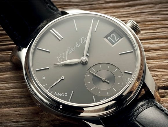 Review: H. Moser & Cie. Endeavour Perpetual Calendar 